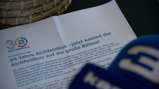 Pressegespr�ch: 30 Jahre Aichfeldbus 
