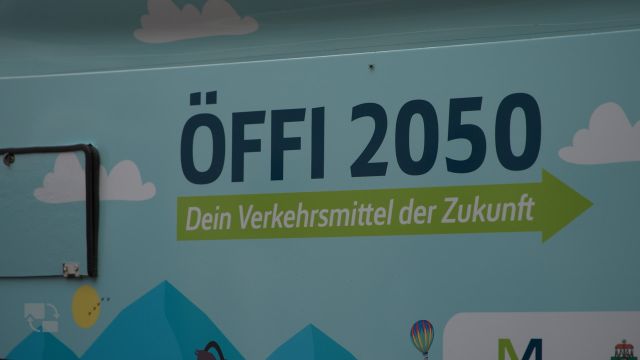 ÖFFI 2050: Siegerehrung und Bus-Präsentation