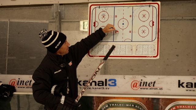 Gastcoach Dieter Kalt beim EV Zeltweg Murtal Lions